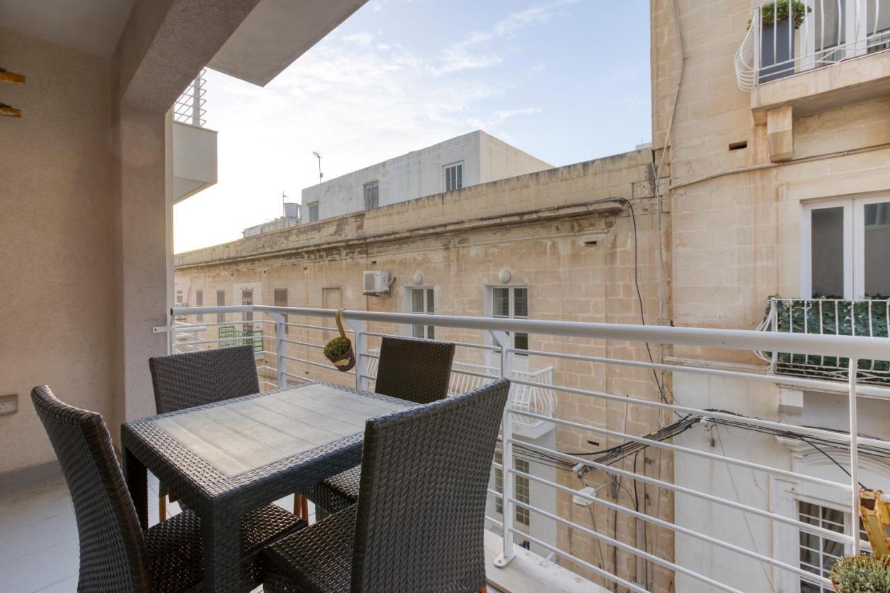 Seaside View Close To Sliema Ferries By Jl Exterior photo