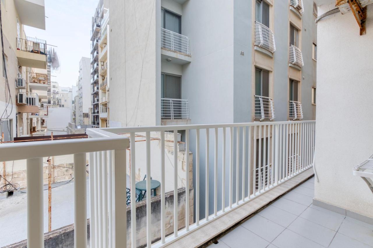 Seaside View Close To Sliema Ferries By Jl Exterior photo